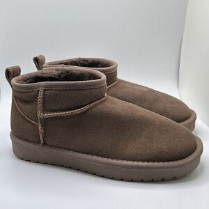 CUSHIONAIRE Women's pull on boot  6.5 TAUPE